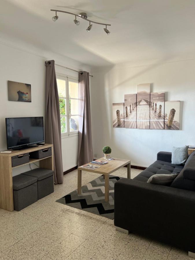 Studio Avec Balcon Donnant Sur Les Arenes D'Arles Exterior photo